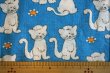 画像2: 70's◆意地悪っぽい猫と花のピローケース（水色）